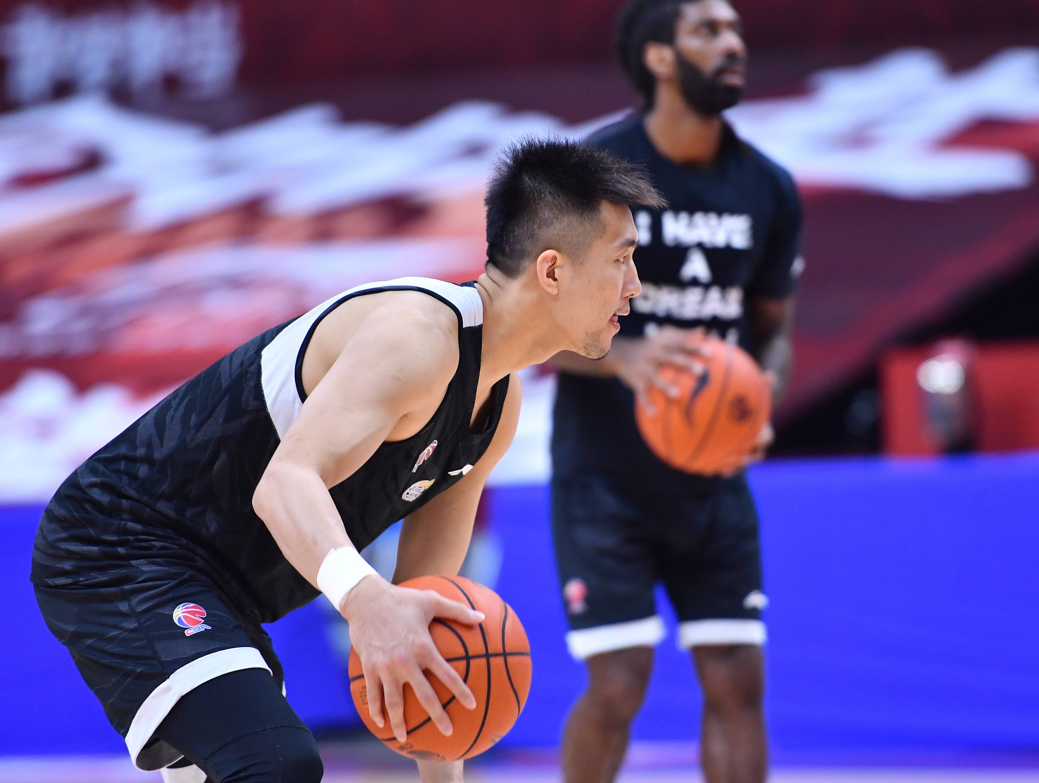 关于冲刺阶段辽宁本钢备战NBA总决赛;造点机会细节曝光;质疑声仍在;资深球员宣示担当的信息 关于冲刺阶段辽宁本钢备战NBA总决赛;造点机会细节曝光;质疑声仍在;资深球员宣示担当的信息