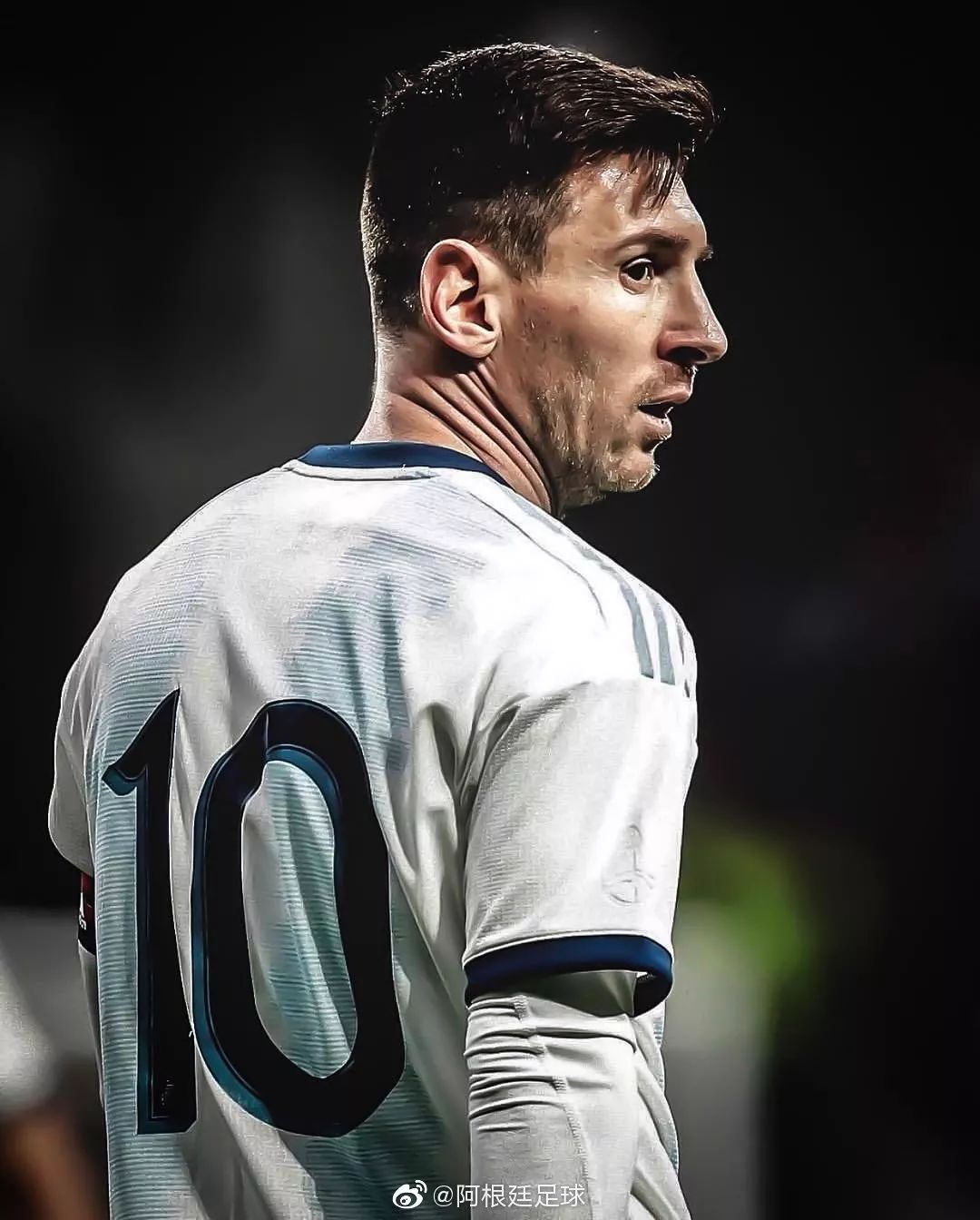 九游娱乐app -国王杯集结日走向成谜，阿贾克斯调整名单，悬念犹存，纪律约束更严格 