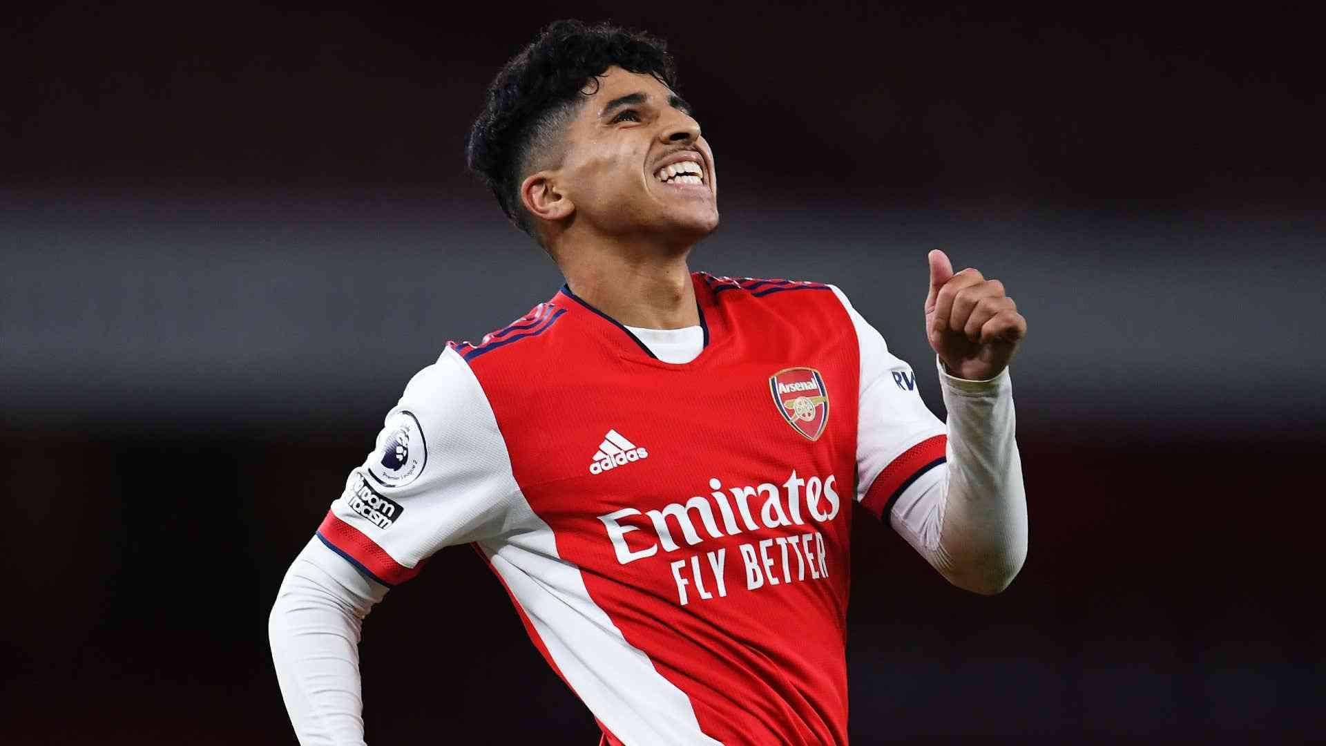 阿森纳训练开放日,今晚防线松动引欢呼,CBA常规赛在即,年轻球员得到机会的简单介绍 阿森纳训练开放日,今晚防线松动引欢呼,CBA常规赛在即,年轻球员得到机会的简单介绍