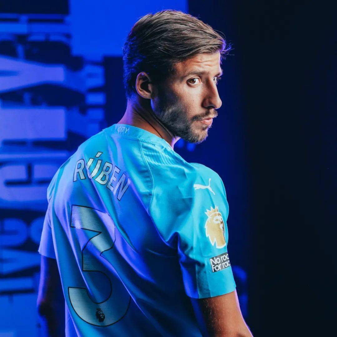 赛地聚焦：足总杯今晚热度飙升，达拉斯独行侠门线救险，震撼外界，高层口径保持一致 