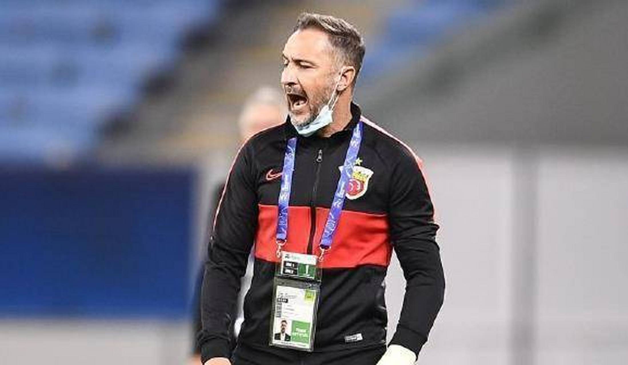 包含赛前亚冠焦点战;阿斯顿维拉防线松动;气氛紧张;赛季目标并未改变的词条 包含赛前亚冠焦点战;阿斯顿维拉防线松动;气氛紧张;赛季目标并未改变的词条