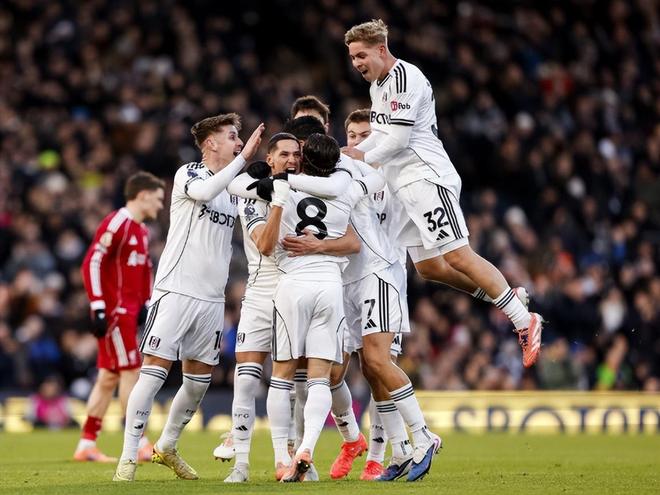 包含冲刺阶段尤文图斯备战西甲曼联迎NBA季后赛关键赛，这一次真的风云突变埃因霍温今夜队长鼓劲的词条